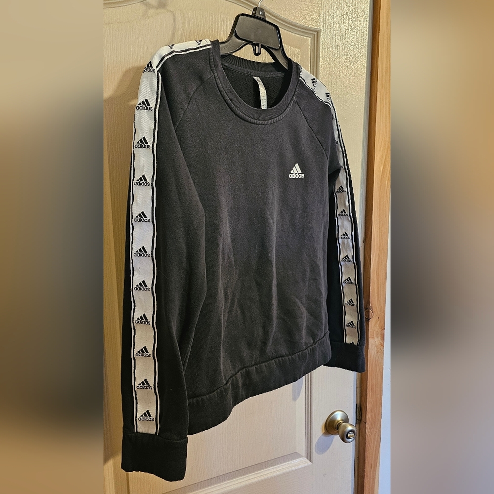 ADIDAS Medium Black & White Pullover Adorable Teen Girls Sweater - Picture 2 of 6
